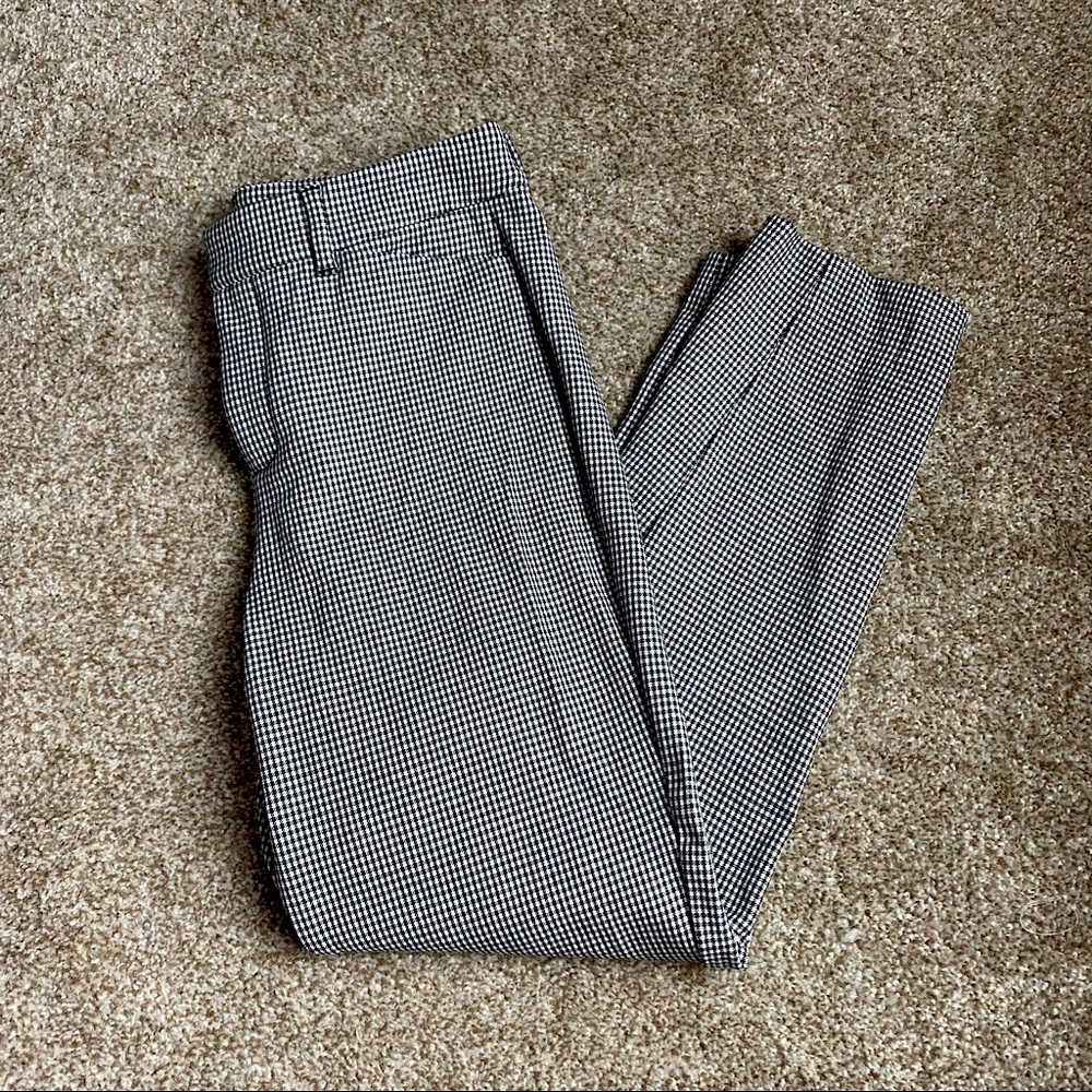 Old Navy high rise pixie pant